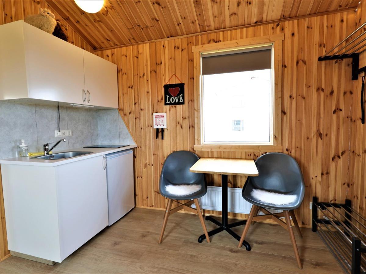 Skarth Guesthouse Saudarkrokur エクステリア 写真